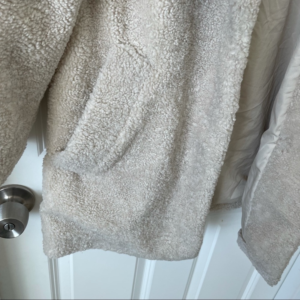 H&M Sherpa teddy coat cream size xs - Picture 3 of 9